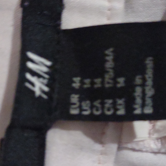 Hm khakis - Picture 2 of 4